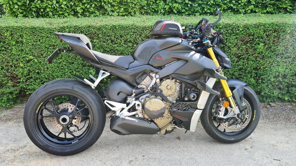 Ducati SF V4S '21 perfecte staan + Duc onderhoud + opties, Occasion, Handvatverwarming, 4 cilinders, Particulier