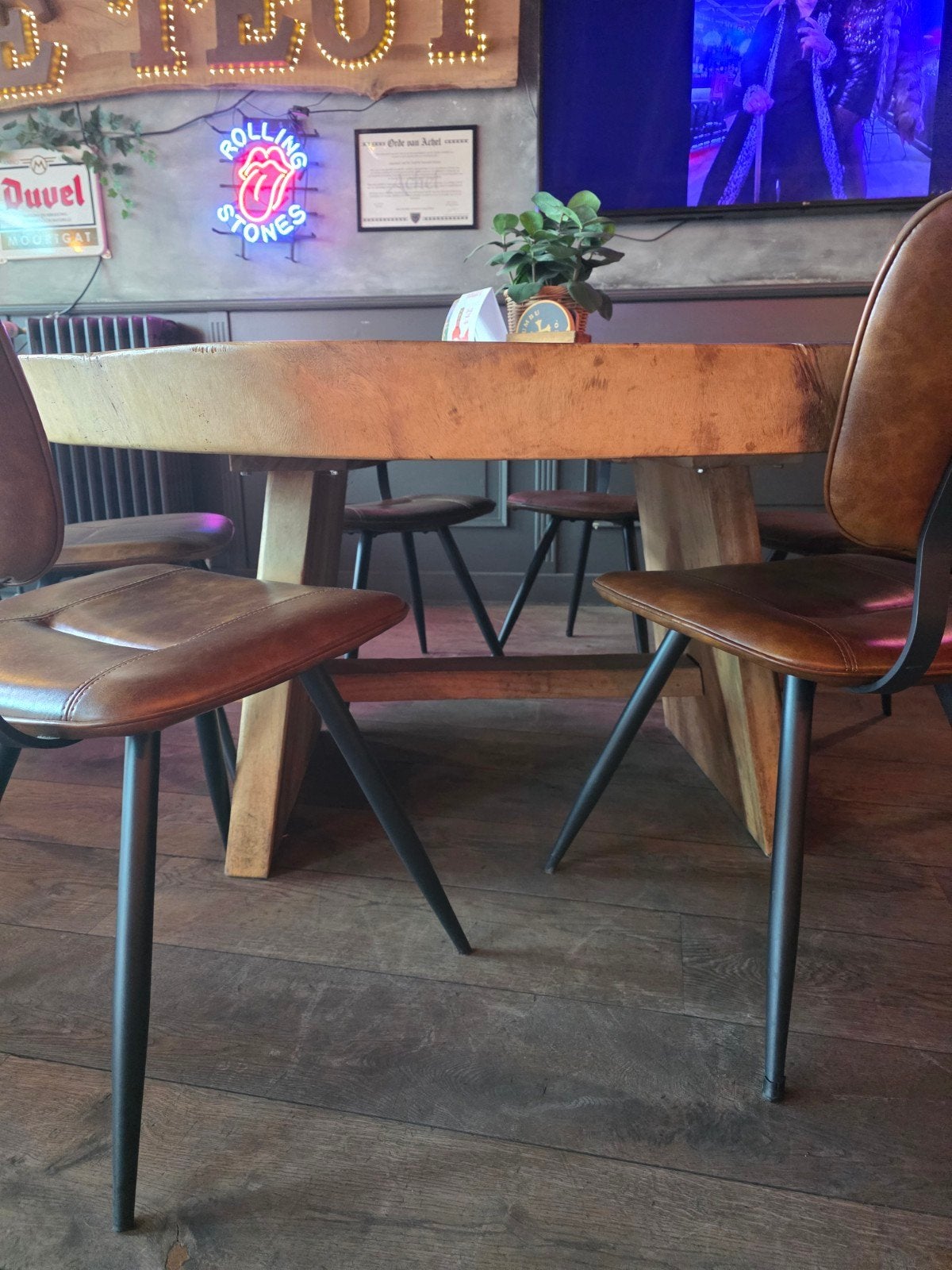 Table en bois massif avec chaises, Enlèvement, Rond