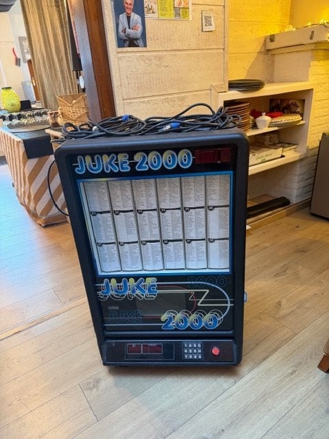 prachtige jukebox juke  2000  met Ev boxen, Enlèvement ou Envoi, Comme neuf, Article de fête