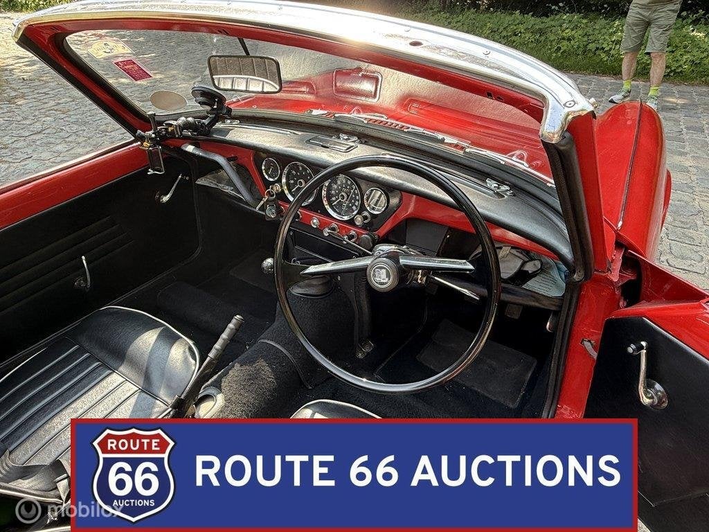 Triumph Spitfire 4 Mk1 | 1963 | Route 66 Auctions, Auto's, Triumph, Zwart, Bedrijf, Handgeschakeld