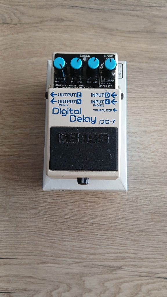 Boss DD-7 Digital Delay Pedal + stroomadapter, Muziek en Instrumenten, Ophalen of Verzenden, Zo goed als nieuw, Delay of Echo