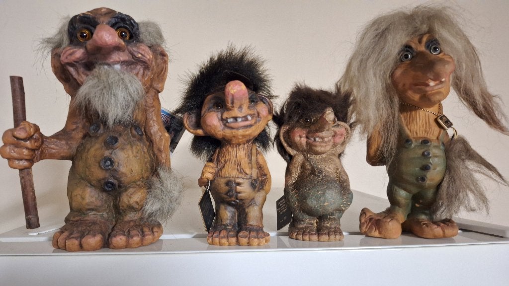 Halloween trollen aan heel lage prijs., Antiek en Kunst, Ophalen of Verzenden