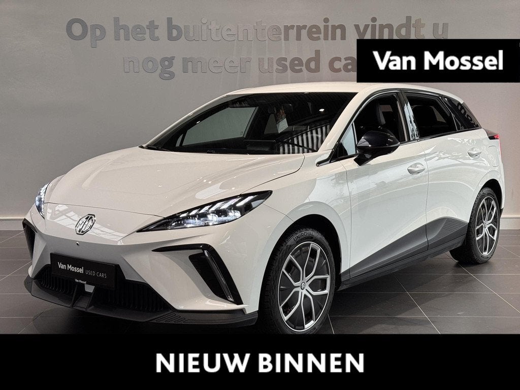 MG MG4 64 kWh Luxury (automatique), Autos, MG, Achat, 5 portes, 5 places, Automatique