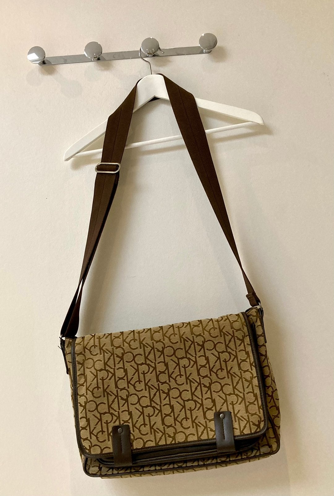 Grand sac monogrammé Calvin Klein, Enlèvement, Comme neuf, Brun, Autres marques