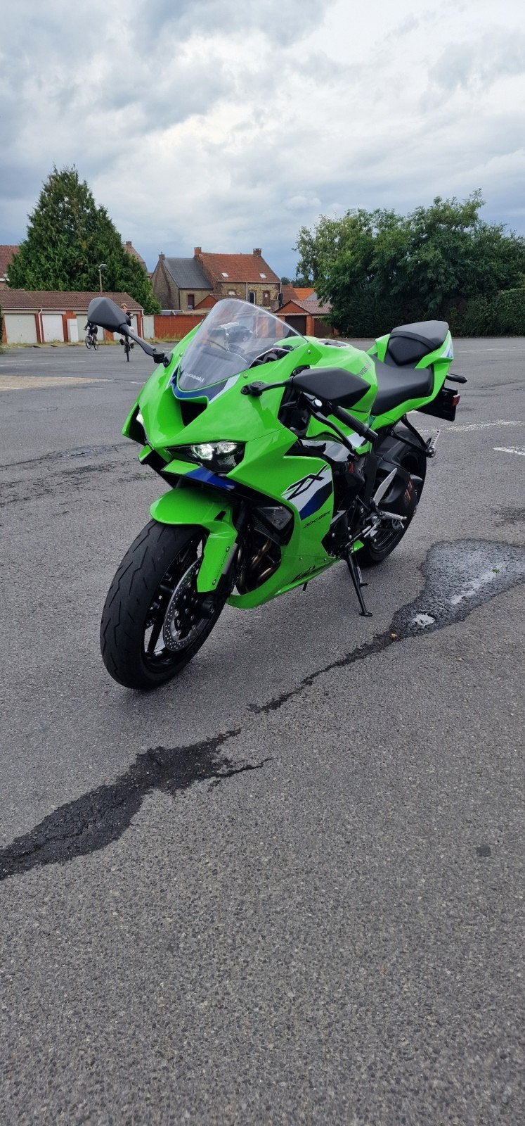 kawasaki ninja zx6r-636cm3 140 klm (en rodage), Particulier, Neuf