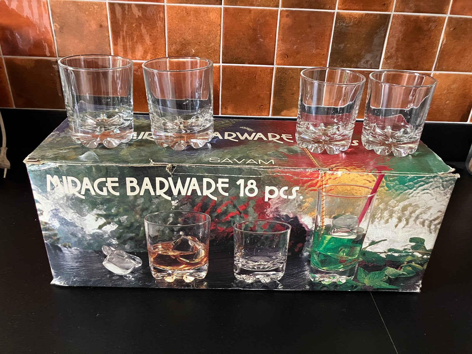 Set van 18 glazen + 4 gratis, Ophalen, Nieuw