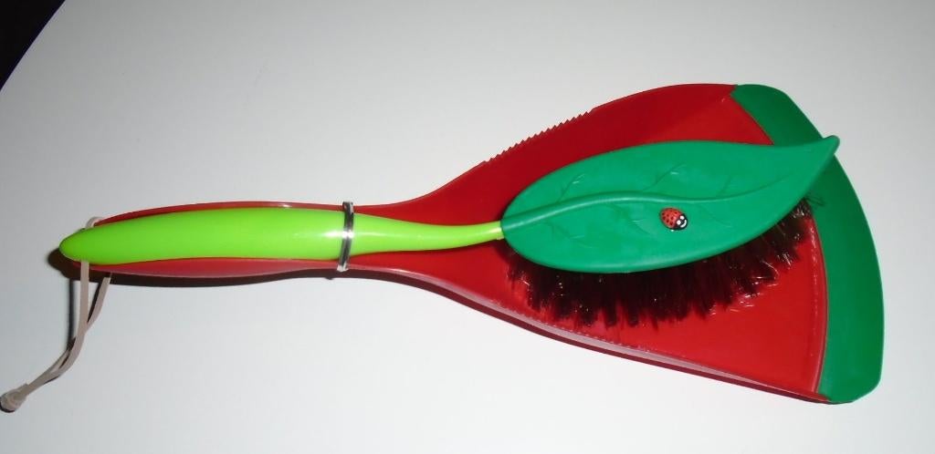 STOFFER EN BLIK DETAIL LIEVEHEERSBEESTJE NIEUW, Maison & Meubles, Enlèvement ou Envoi, Brosse ou Balai