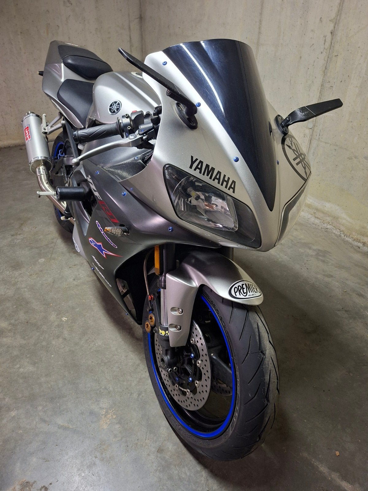 YAMAHA R1 - Deltabox 3 - Nw Tyres !! - Bos Exhaust - Sporty, Sport, Particulier, Meer dan 35 kW, 1000 cc