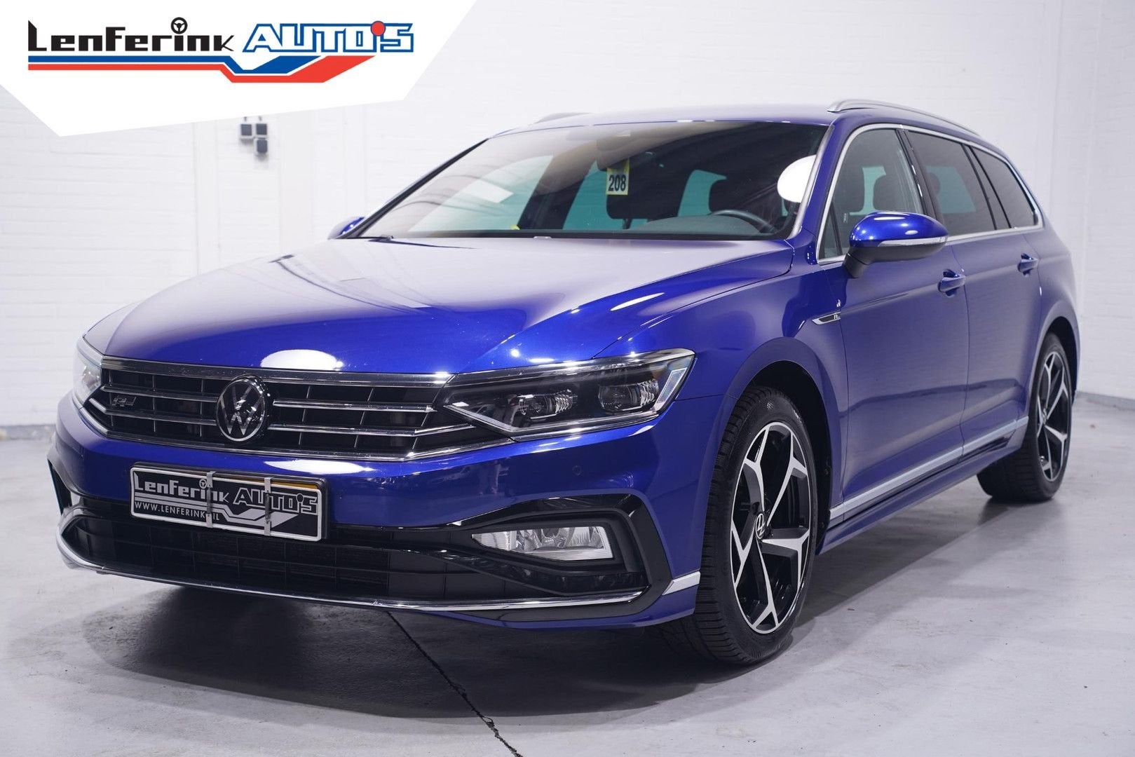 Volkswagen Passat Variant 1.5 TSI R-Line Business + NAP IQ.L, Autos, Achat, Entreprise, Noir, Break