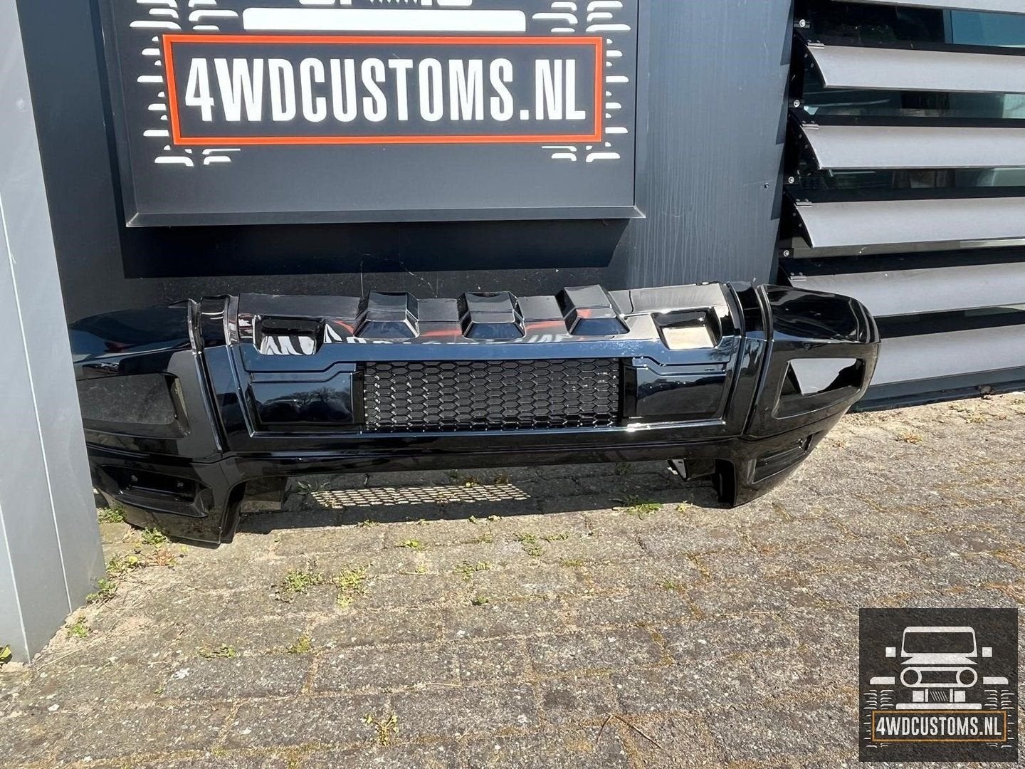 voorbumper TOYOTA LANDCRUISER VA 2021, Ophalen, Gebruikt, -, Voor