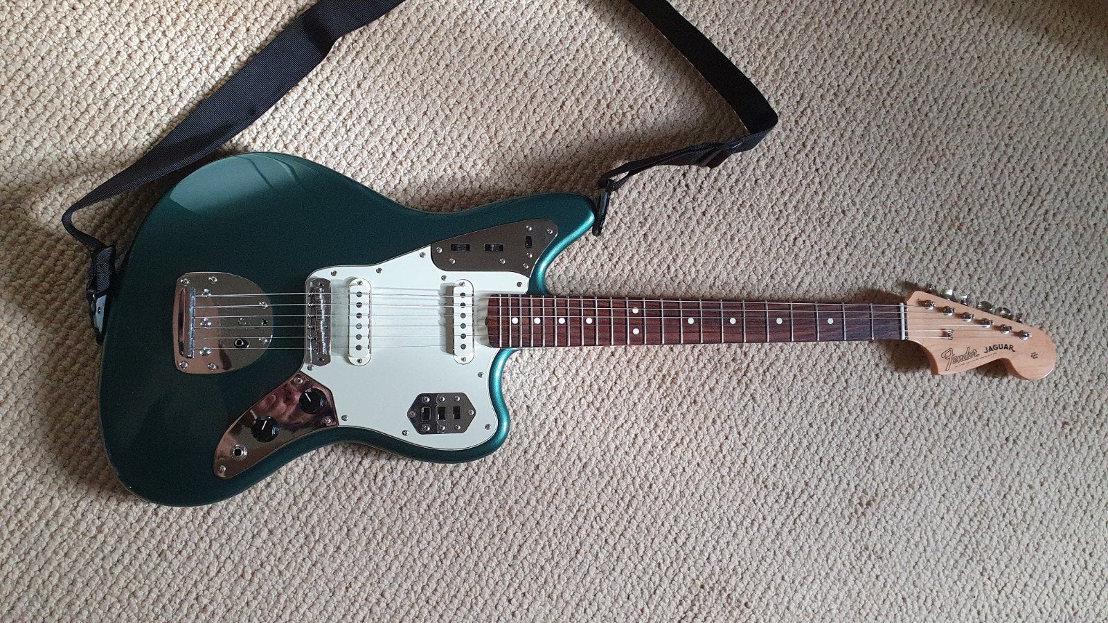 Fender Jaguar Sherwood Green Made in Japan, Enlèvement, Comme neuf, Solid body, Fender