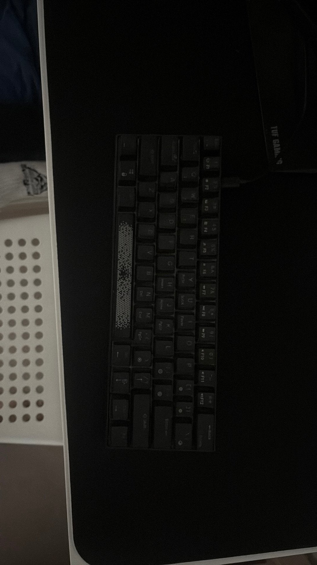 Gaming kyboard rk61 met gele switches, Computers en Software, Toetsenborden, Ophalen, Zo goed als nieuw