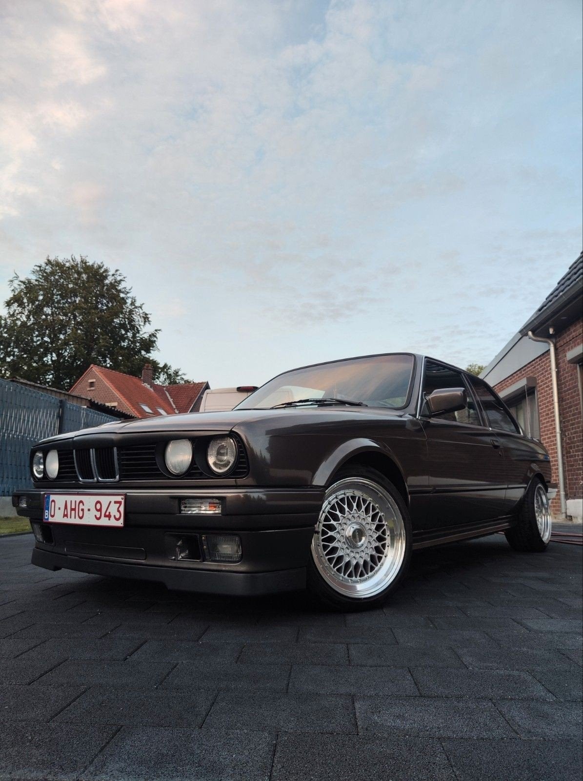 BMW E30 316i (1990) – Gekeurd + Extra M-Tech + Kroonkurken, Autos, Achat, Boîte manuelle, Bleu, 2 portes