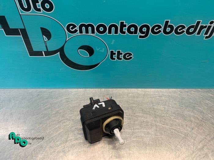 Moteur phare d'un Nissan Micra (Micra 03-), Autos : Pièces & Accessoires, -, 3 mois de garantie, Utilisé, -