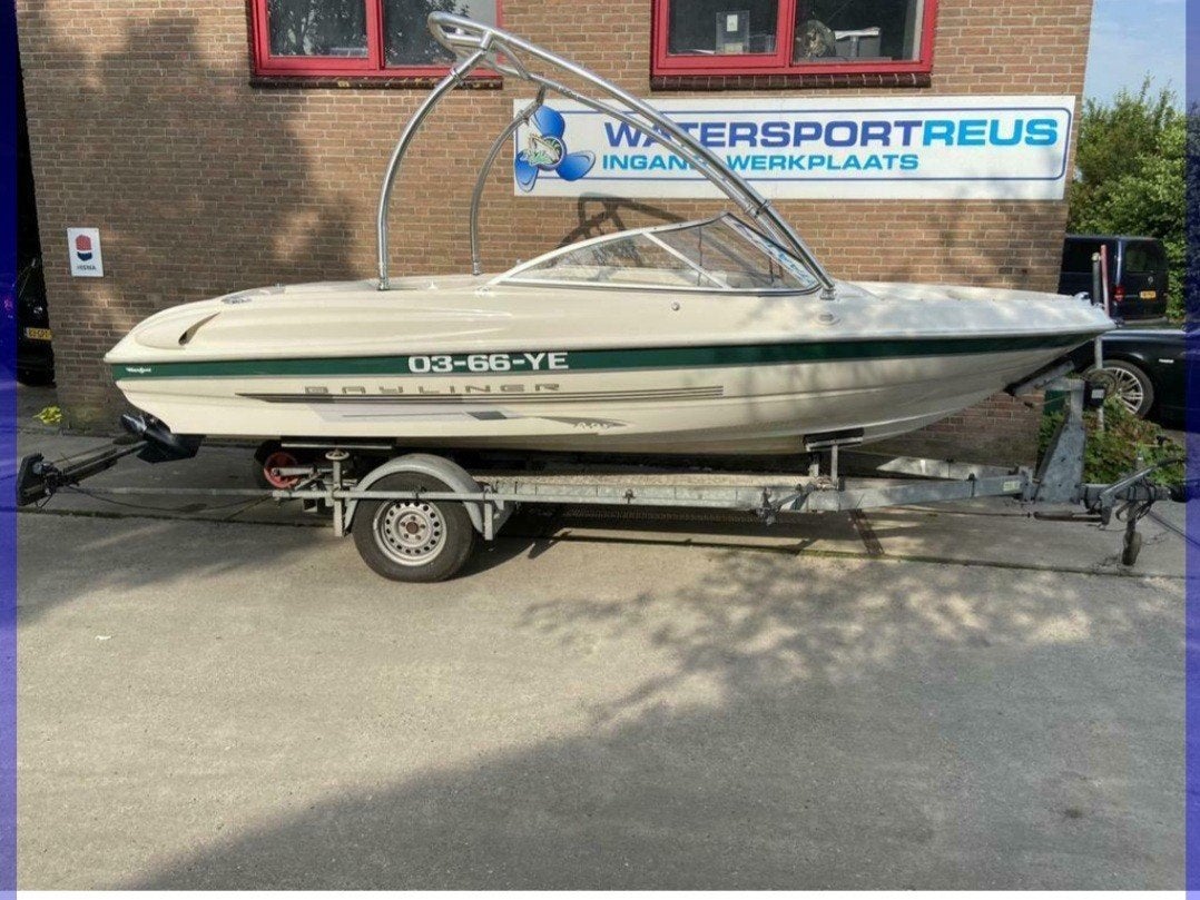 Bayliner Capri, Ophalen, Bayliner