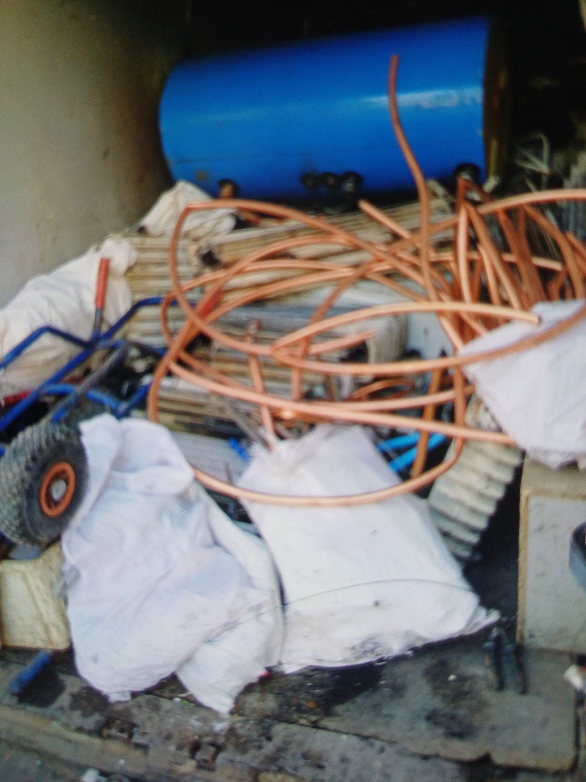 tel 0466028135 ferrailleur, Bricolage & Construction, Enlèvement ou Envoi