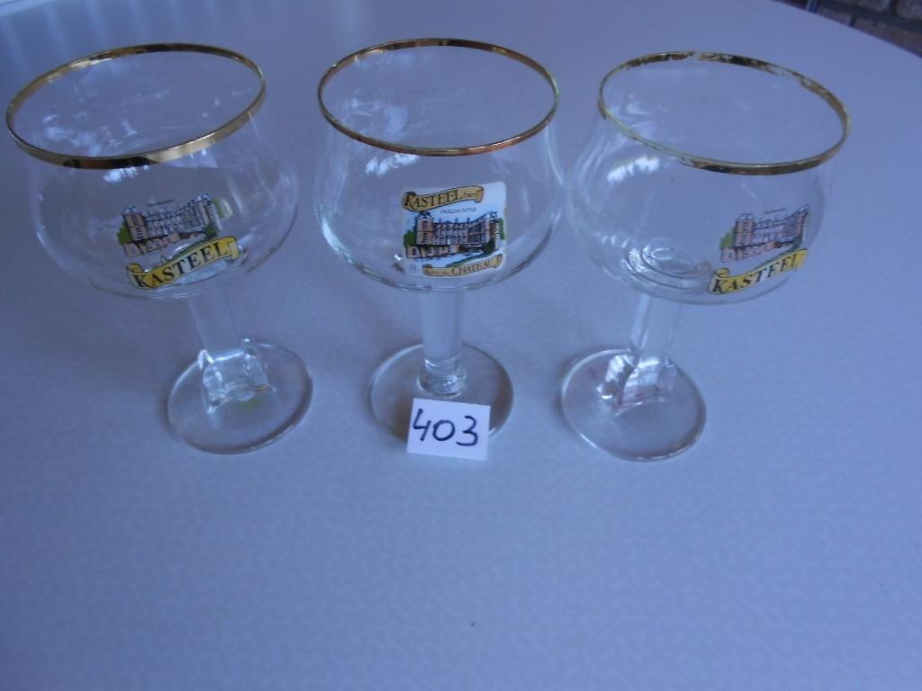 glas bierglas verzameling kelkvoet Kasteel Kasteelbier 11, Verzamelen, Ophalen of Verzenden, Gebruikt, Bierglas