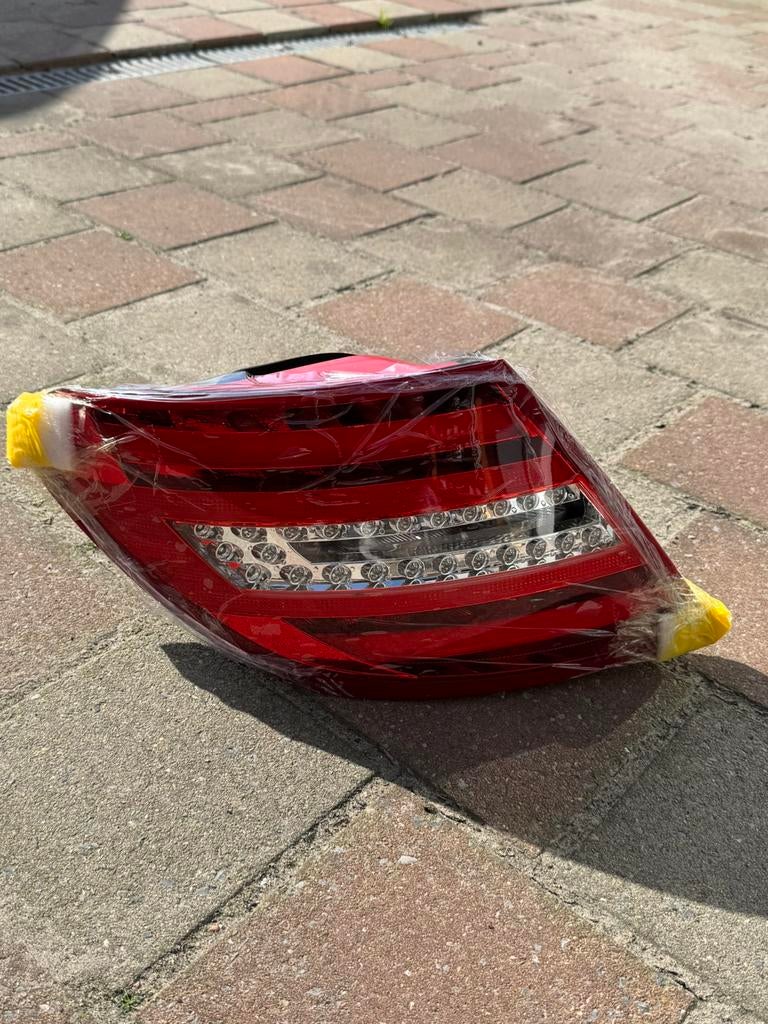 Feu arrière gauche Mercedes-Benz w204, Enlèvement, Mercedes-Benz
