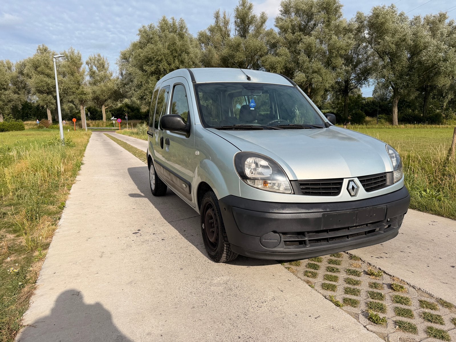 Renault Kangoo 1.5 dCi Diesel – 2004, Auto's, Renault, Bedrijf, Te koop, Kangoo, ABS, Airbags, Airconditioning, Alarm, Bluetooth