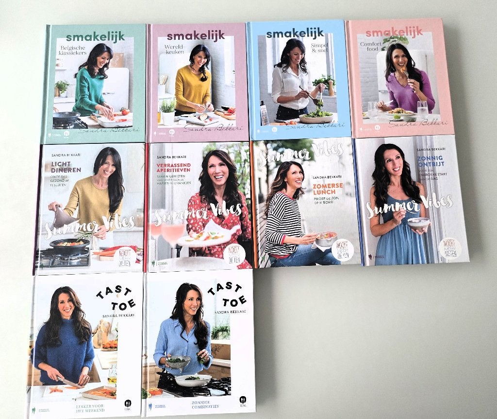 10 Sandra Bekkari kookboeken +5 Nooit Meer Diëten kookboeken, Ophalen of Verzenden