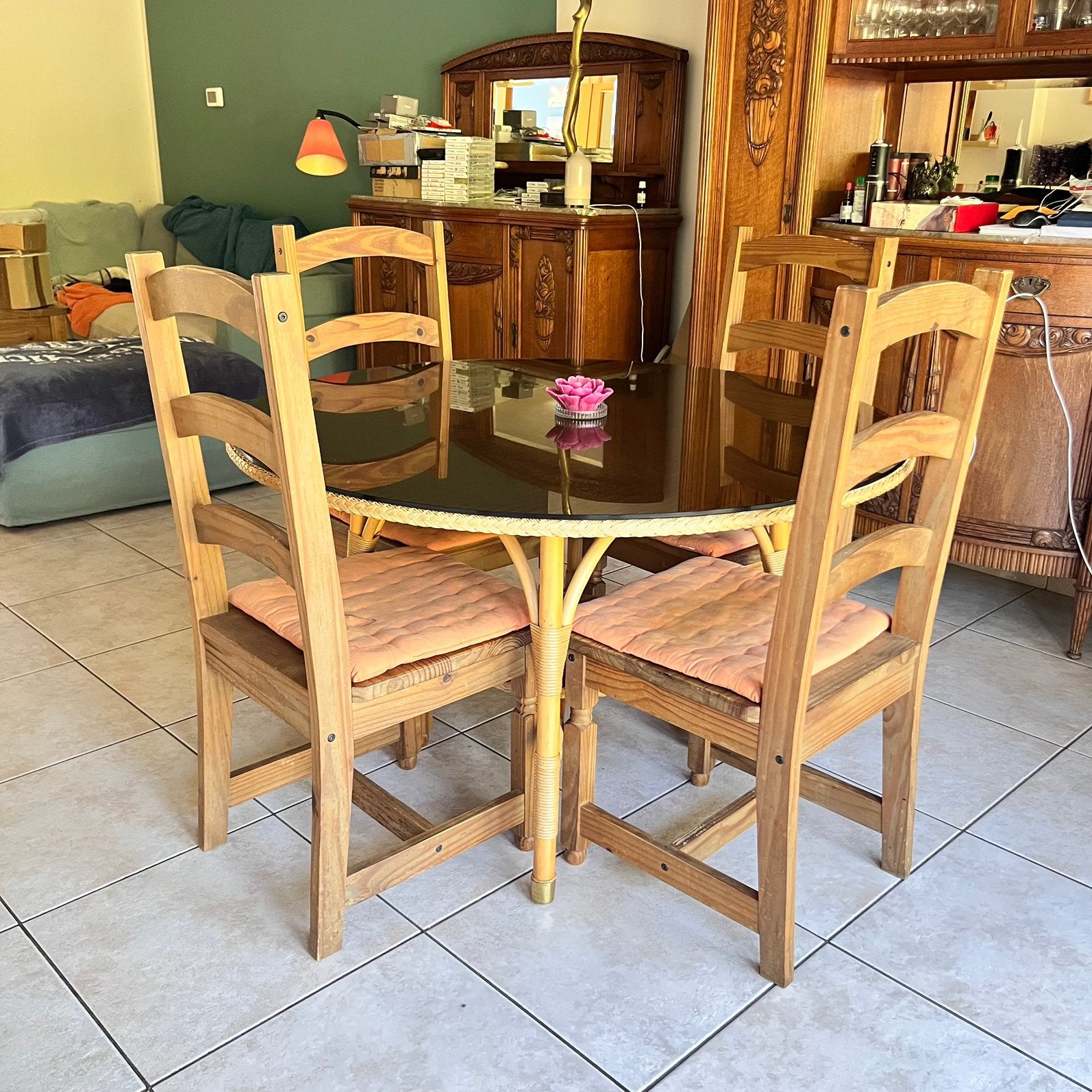 6 Chaises de salle à manger en bois plein avec coussins, Maison & Meubles, Brun, Enlèvement, Rustique, Cinq, Six Chaises ou plus