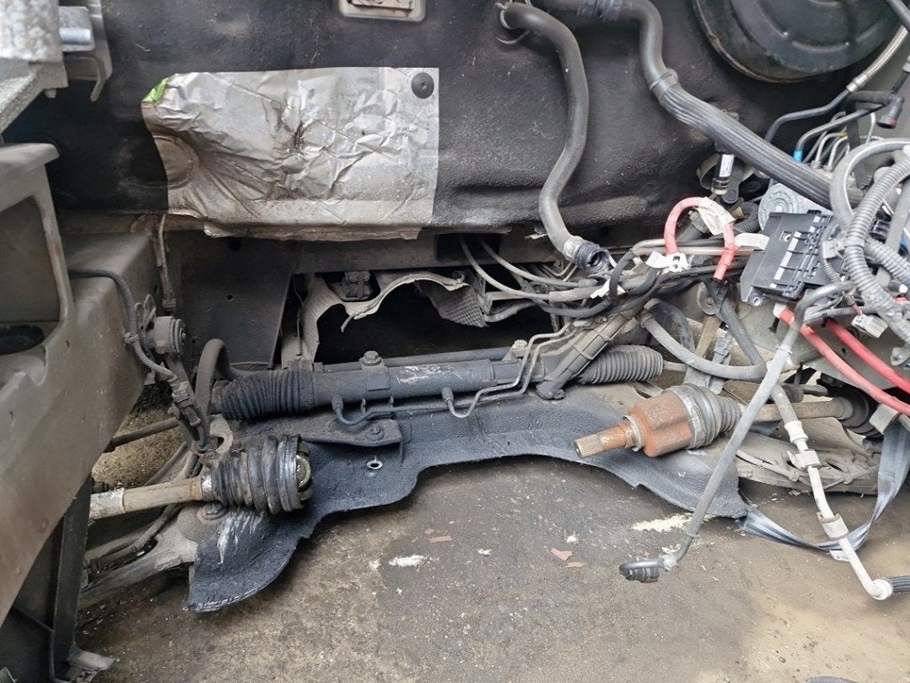AANDRIJFAS LINKS VOOR ABS Fiat Talento (|6000618517|), FCA Germany GmbH, Gebruikt, IPC D1-09 Bahnhofsplatz
65423  Rüsselsheim am Main, DE