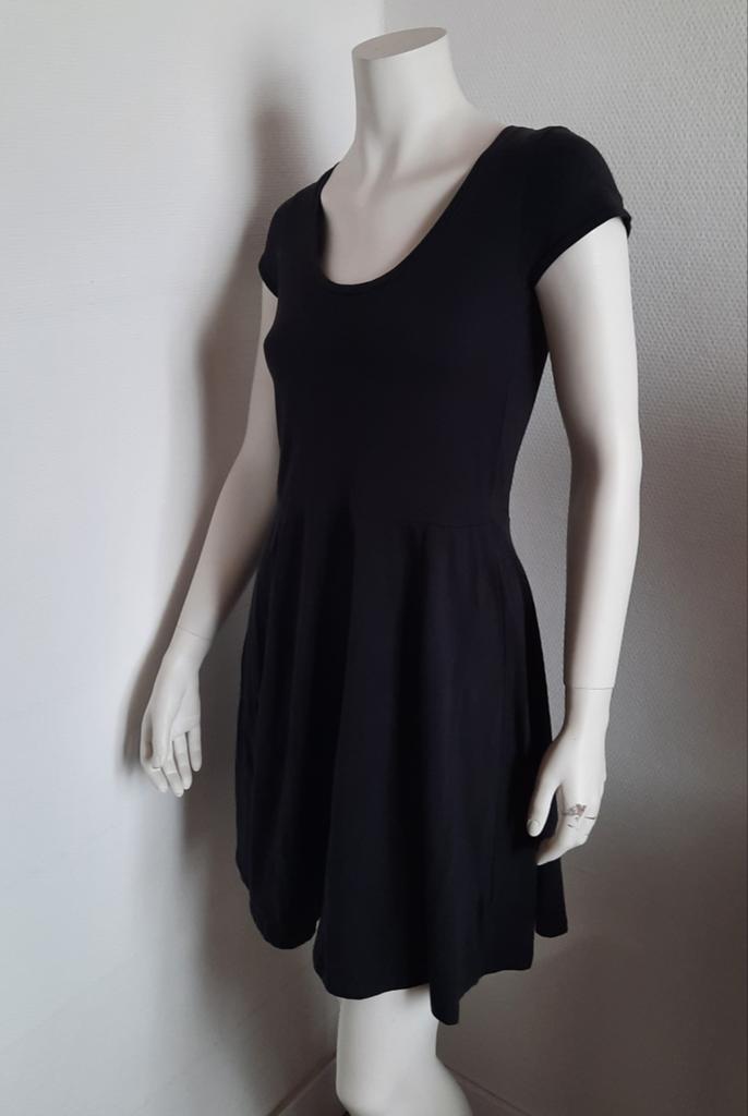 C&A kleedje "S", Kleding | Dames, Jurken, Zwart, Ophalen of Verzenden, Zo goed als nieuw, Maat 36 (S)