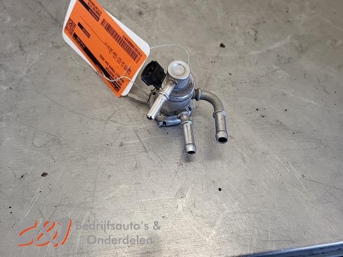 Injecteur Adblue d'un Renault Trafic, Renault, -, 3 mois de garantie, Utilisé