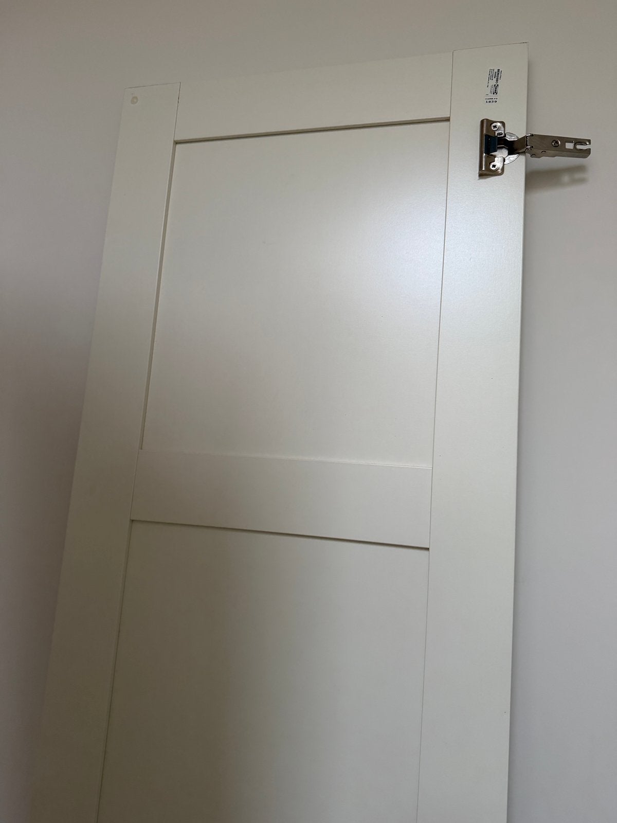 Bergsbo ikea kastdeuren gratis, Ophalen, Zo goed als nieuw