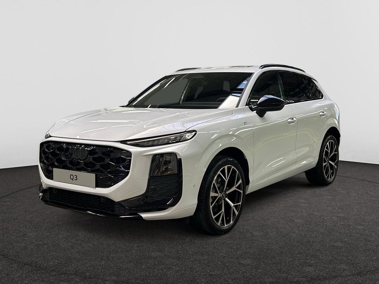 Audi Q3 SUV Audi Q3 SUV S line TFSI  110 kW S tronic, Autos, Achat, Interruption de démarrage, Blanc, Essence