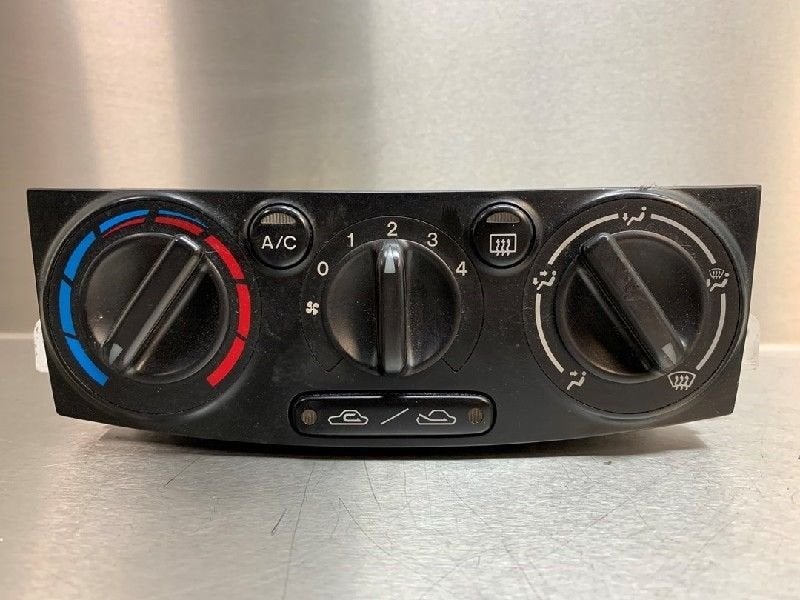 BEDIENINGSPANEEL VERWARMING MPV (LW19 / 69) (|LC94B4D01|), Gebruikt, Mazda