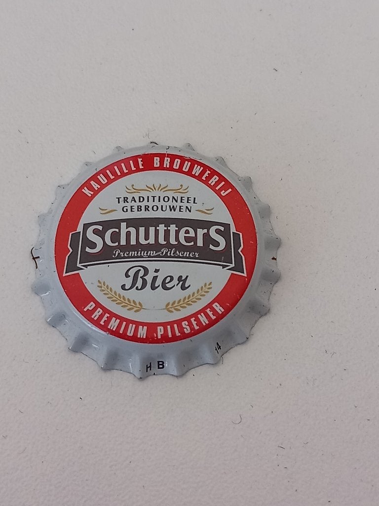 Kroonkurk : SCHUTTERS PREMIUM PILSENER, Verzamelen, Verzenden, Nieuw