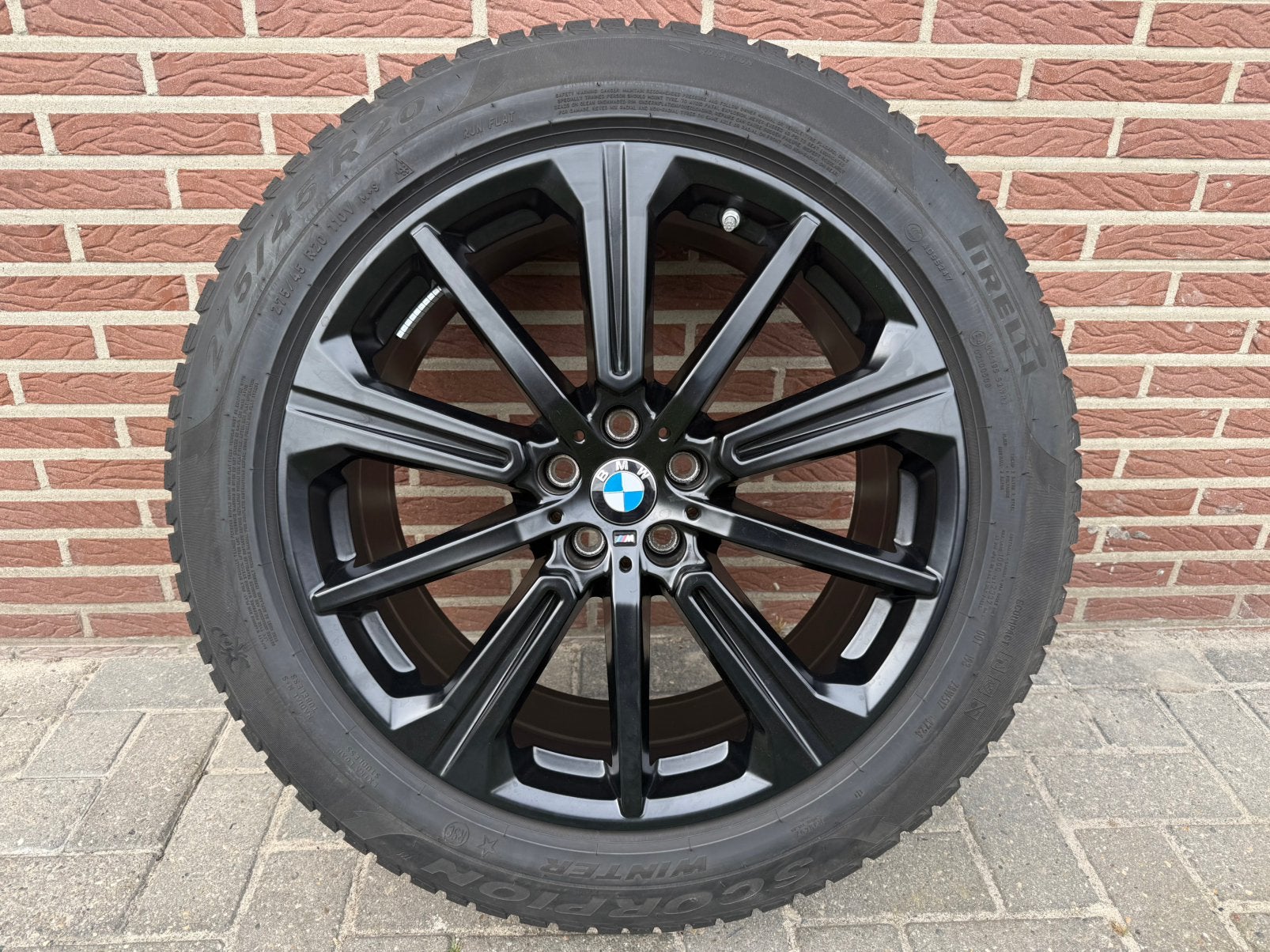 BMW X5 G05 X6 G06 20 inch velgen 748M styling winterbanden, Ophalen, 275 mm, Banden en Velgen, Winterbanden