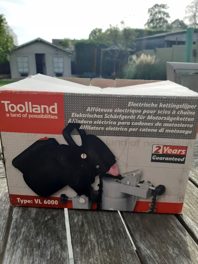 Electrische kettinslijper en kettingzaag olie, Ophalen, Gebruikt, Toolland, Kettingzaag