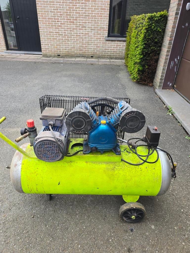 Compressor 200l, Enlèvement