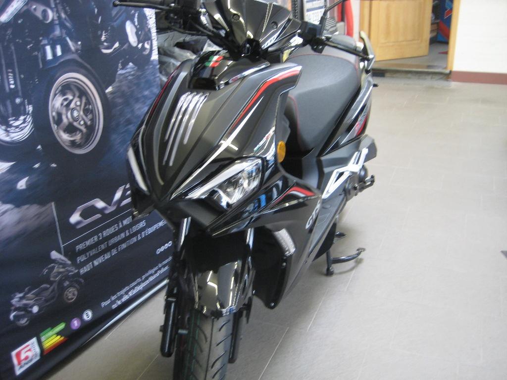 Scooters GTS a partir de 1.499€ 25 kmh en stock!!!, Fietsen en Brommers, Scooters | Kymco, Nieuw, Klasse A (25 km/u), Benzine
