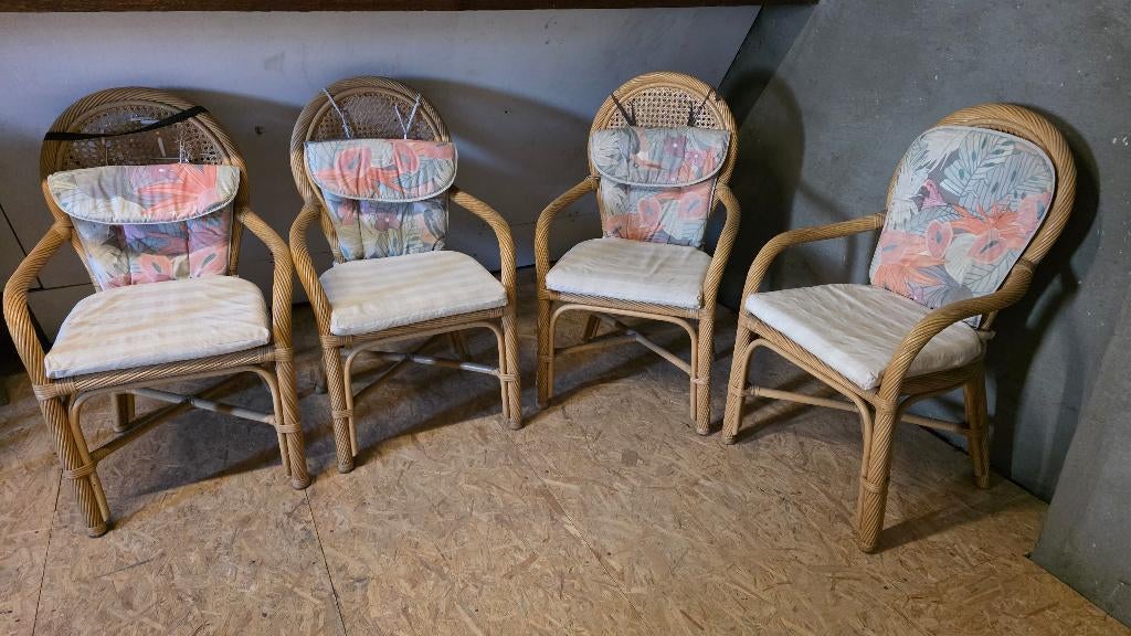 4 Bamboe-Riet tuin of veranda stoelen - op te knappen, Tuin en Terras, Ophalen, Gebruikt, Rotan