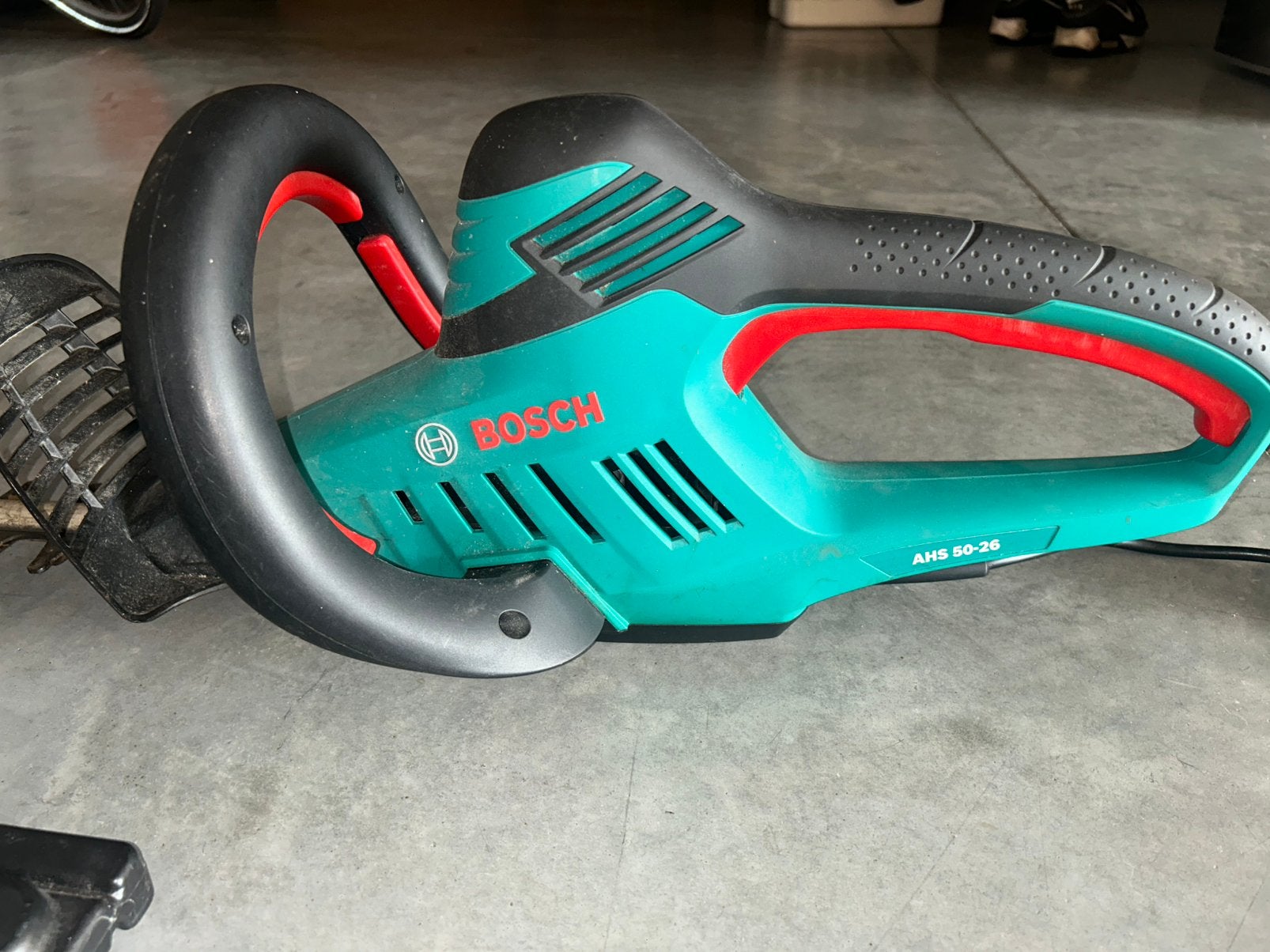 Bosch Heggenschaar nieuwstaat, Ophalen, Zo goed als nieuw, Elektrisch