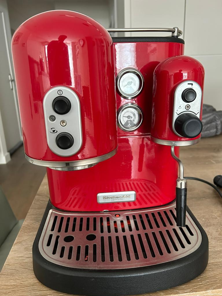 Kitchenaid koffiemachine, Elektronische apparatuur, Koffiezetapparaten, Ophalen, Koffiemachine, Gemalen koffie, Zo goed als nieuw