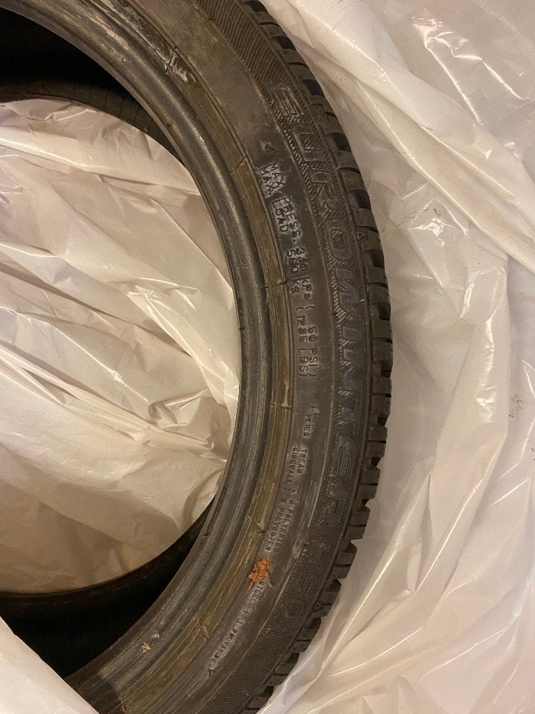 4 winterbanden + 2 zomerbanden, Ophalen, Gebruikt, 17 inch, Band(en)