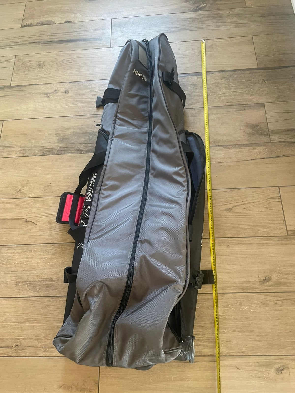 BIG MAX Traveler– sac de voyage à roulettes pour sac de golf, Sports & Fitness, Golf, Enlèvement, Comme neuf, Sac
