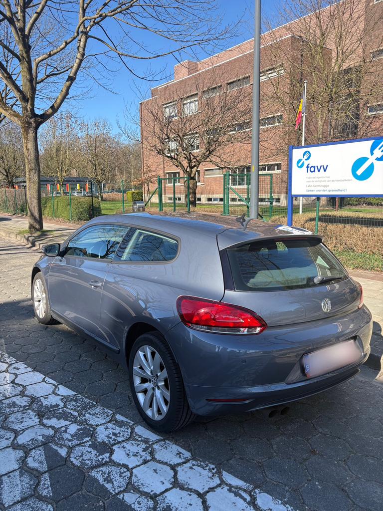 Volkswagen Scirocco 1.4 TSI, Auto's, Zwart, Leder en Stof, Parkeersensor, Particulier