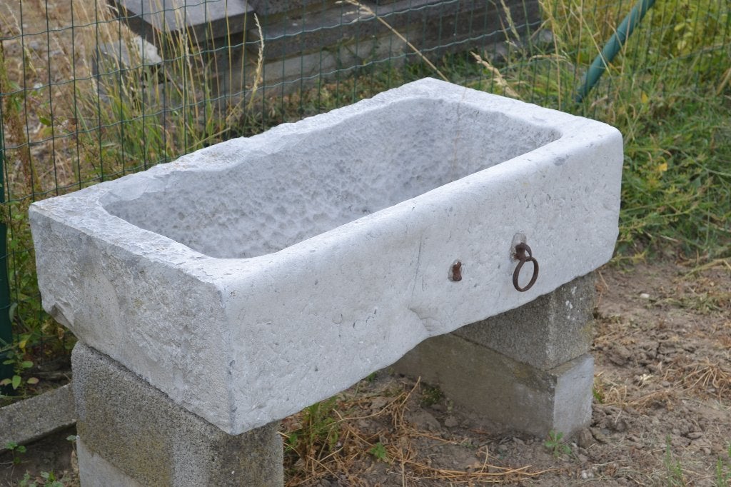 antiek gekapte trog in pierre de vinalmont, Ophalen, Gebruikt