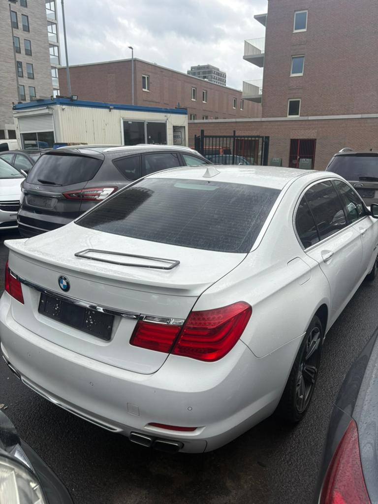 BMW 7 Serie Long 3.0 Benzine, Auto's, BMW, Particulier, 7 Reeks, Elektrische ramen, Benzine, Automaat, Leder, Ophalen