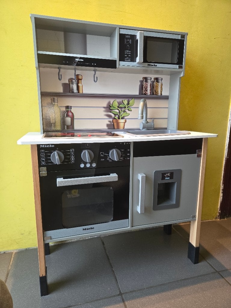 Speelgoedkeuken "Miele", Ophalen, Gebruikt, Hout, Speelkeuken