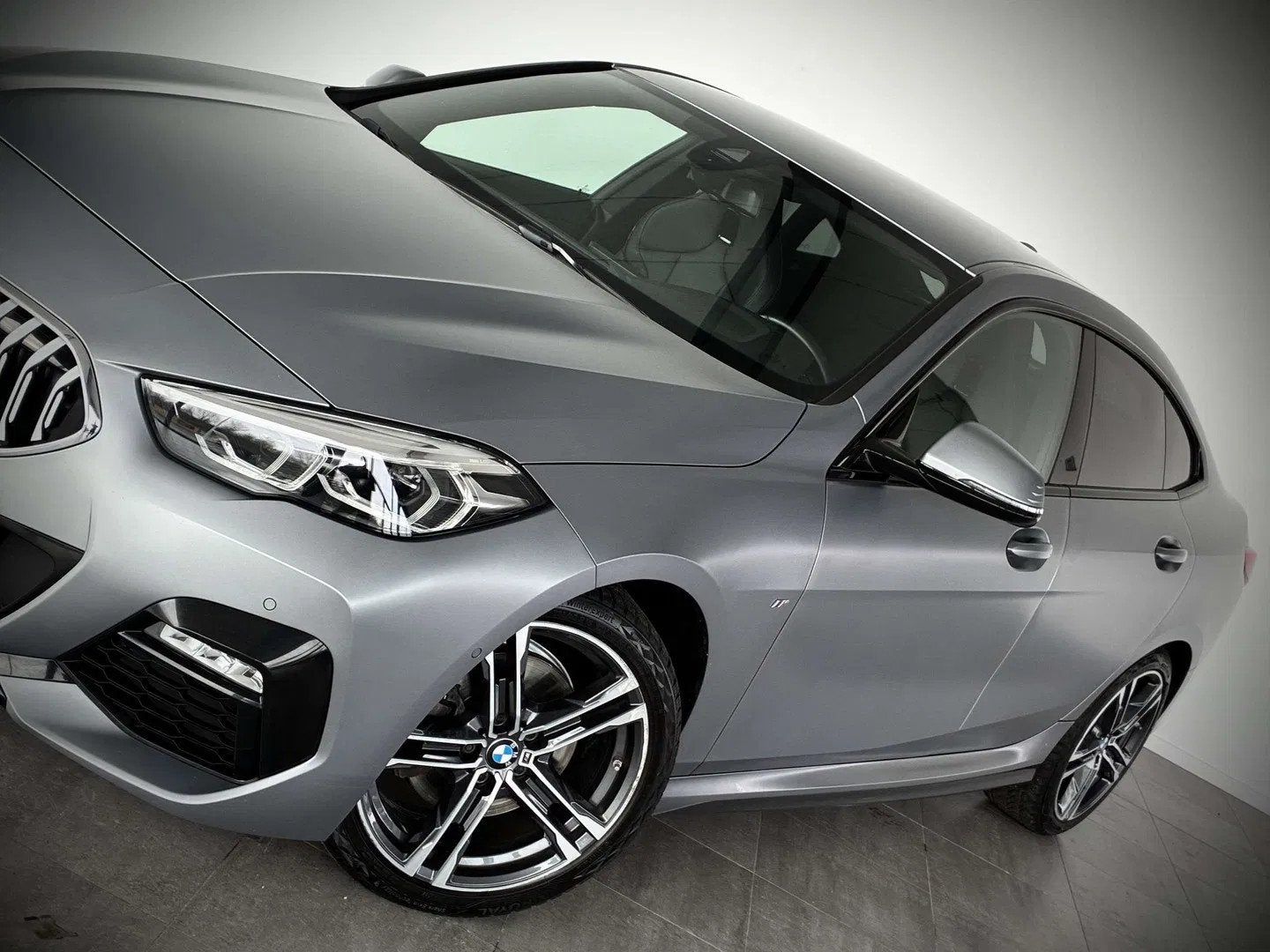 BMW 2 Serie 218 iA GranCoupé FULL PACKM-1ERPRO-COCKPIT-CAME, Autos, Argent ou Gris, Achat, Entreprise, 1905 kg