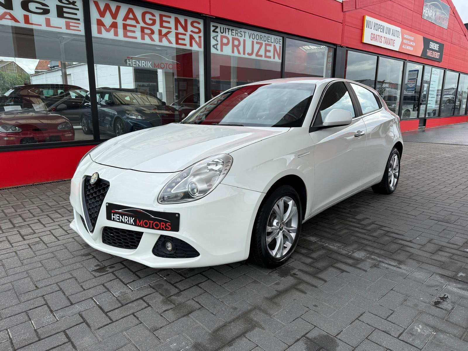 Alfa Romeo Giulietta 1.6d • Airco• [KEURING + CARPASS], Autos, Alfa Romeo, Euro 5, Achat, Entreprise, Boîte manuelle