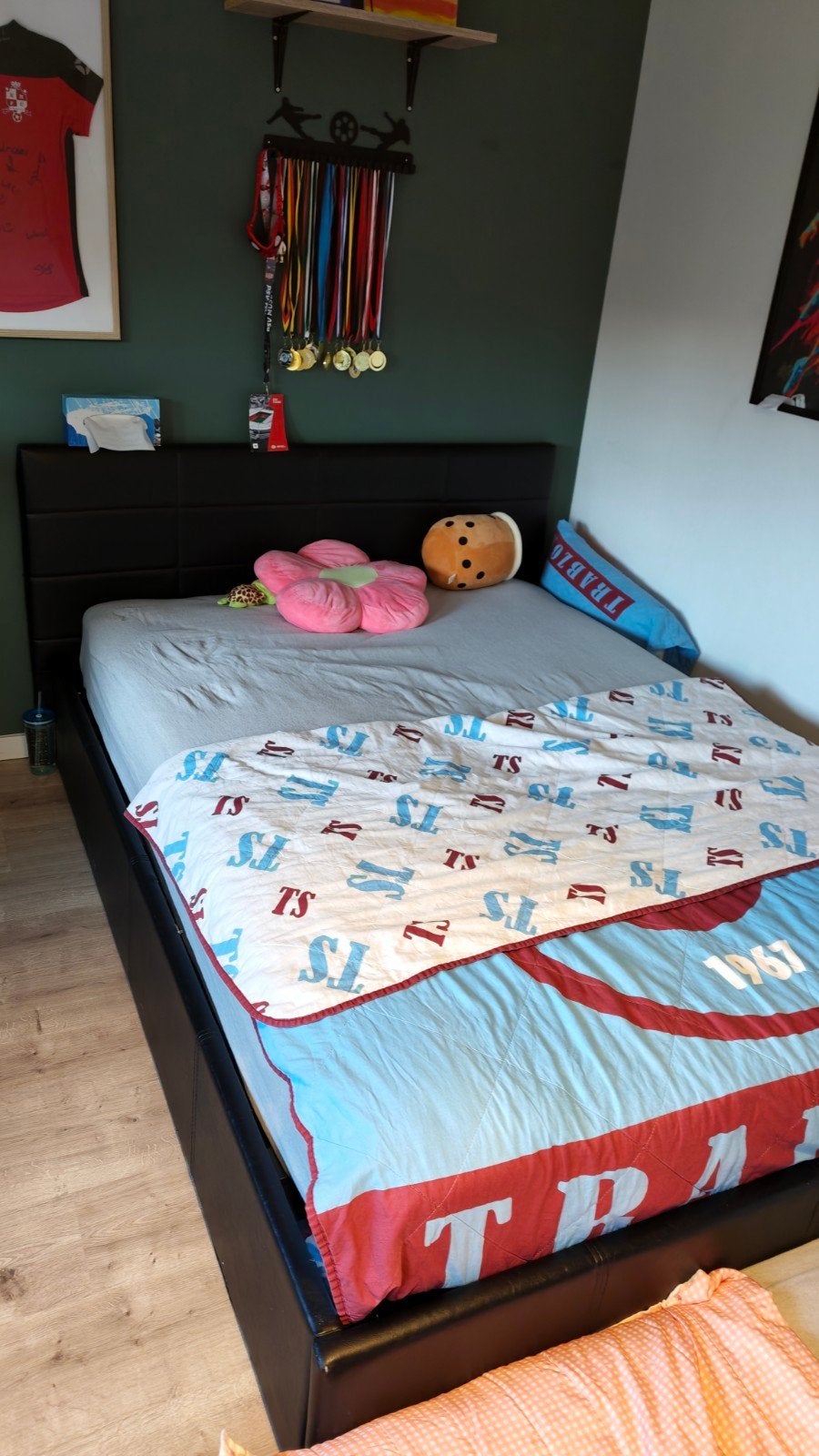 bed met opbergruimte 140x200 ZONDER MATRAS, Ophalen, Gebruikt, Zwart, Tweepersoons