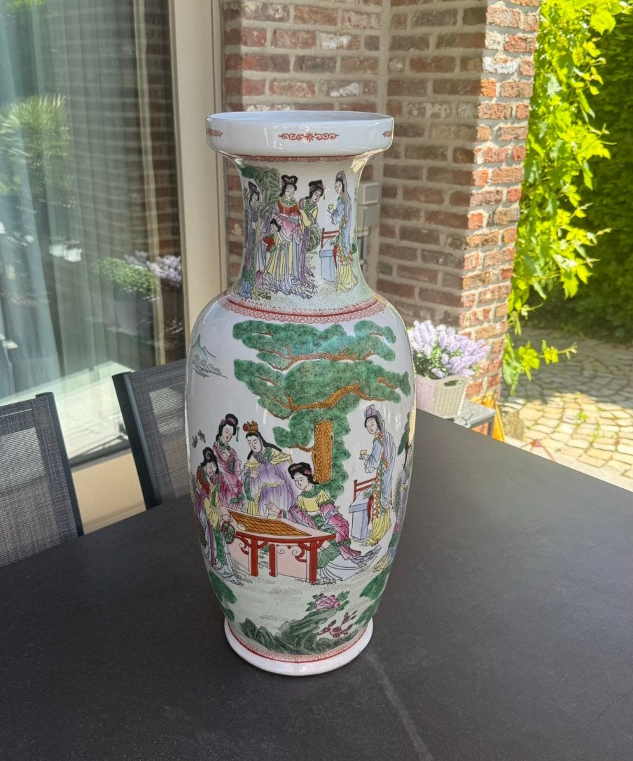 Grote Chinese Jingdezhen Famille Rose porseleinen vaas, Antiek en Kunst, Ophalen