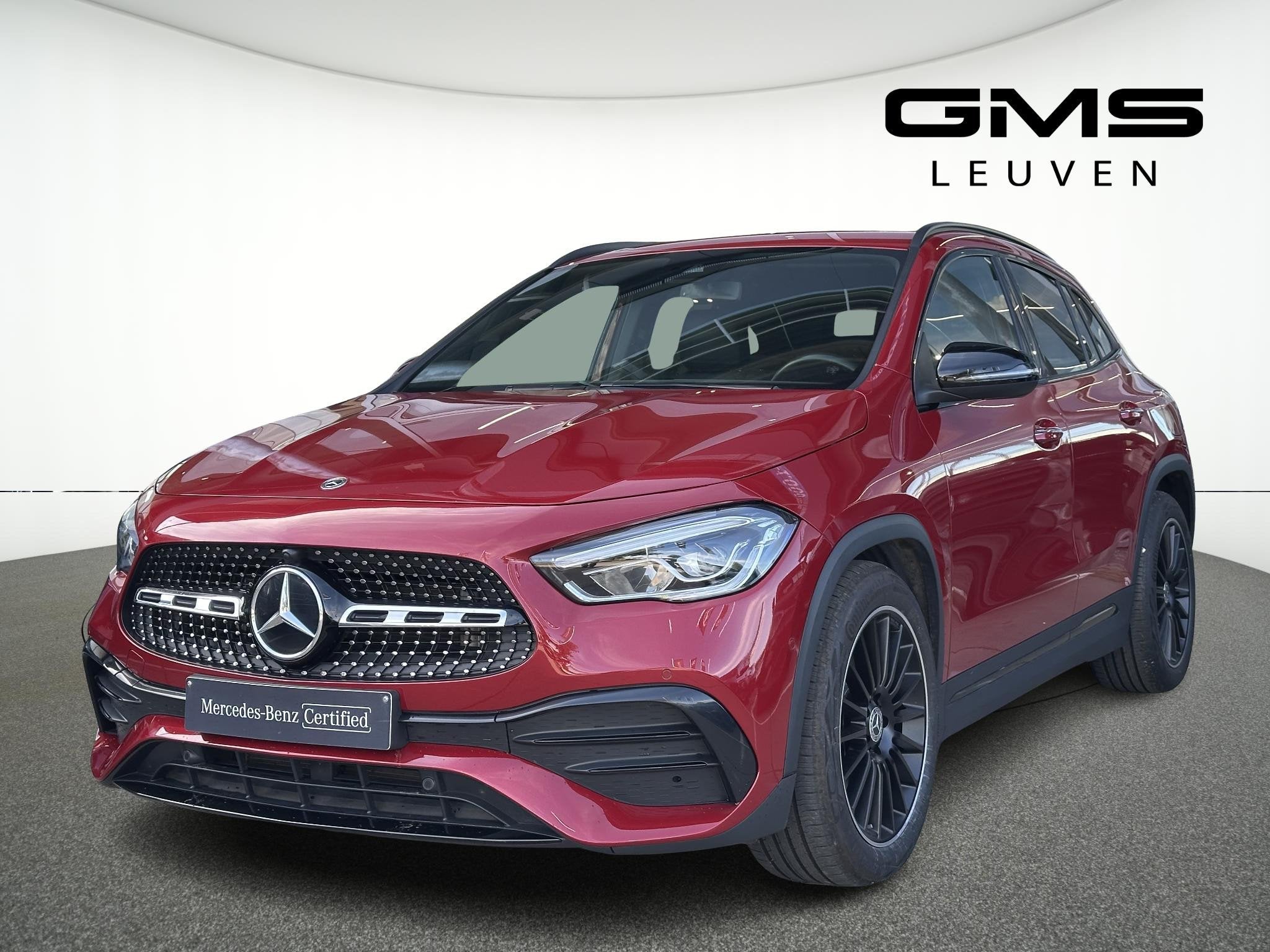 Mercedes-Benz GLA GLA 200 d (automatique), Rouge, 1800 kg, Entreprise, Noir